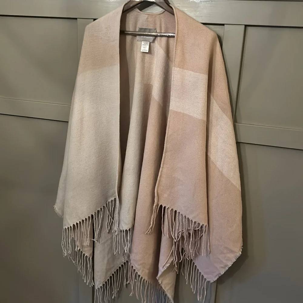 Soia & Kyo Woven Scarfigan With Fringe Blanket Poncho Sweater Cream Pink OS